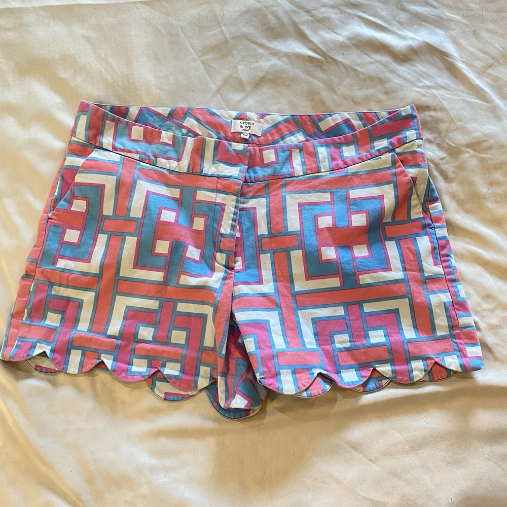 Crown & Ivy Women's Geometric Shelby‎ Shorts Chino Scalloped Petite Sz 12 P